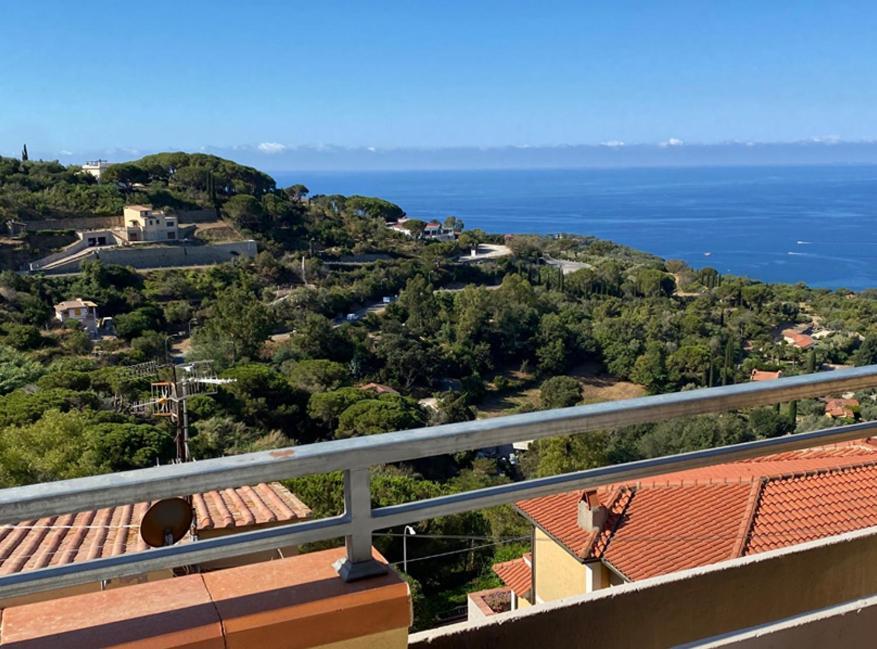 Capoliveri Appartamento Panoramico Con Terrazzo Экстерьер фото